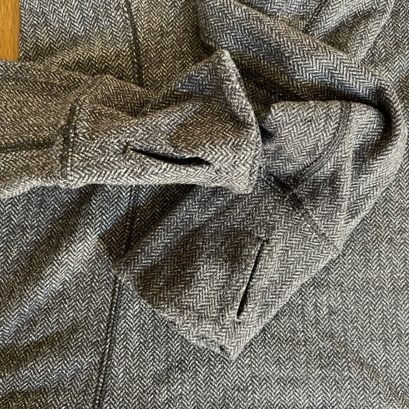 Lululemon long sleeve sweater gray herringbone size 8 - Picture 5 of 8